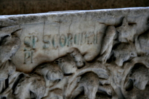 [picture: Sarcophagus 3: inscription]