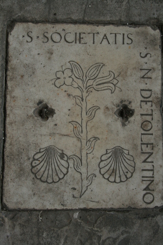 [Picture: Gravestone slab 2]