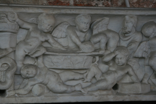 [Picture: putti at play 5]