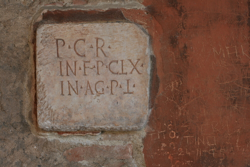 [Picture: Fragment of an inscription]