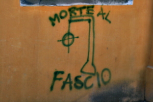 [picture: Graffiti: Morte al fascio]