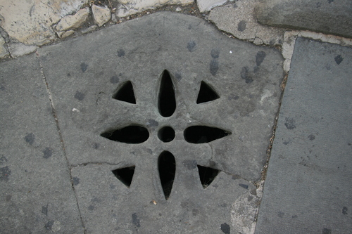 [Picture: Stone drain]