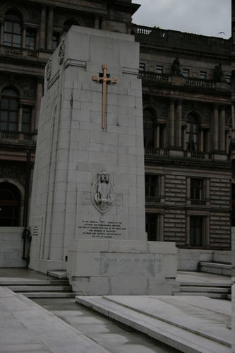 [Picture: George Square 2: Cenotaph]