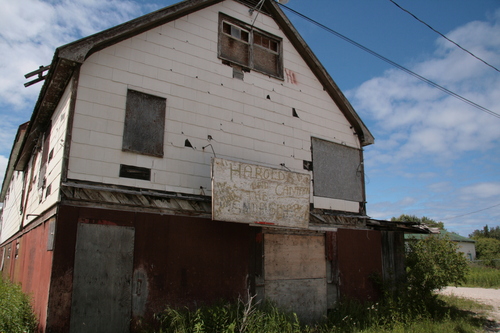 [Picture: Harold’s Canteen 1]