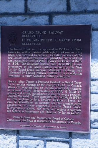 [Picture: Belleville Station Plaque]