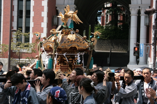 [Picture: Procession 9: Mikoshi]
