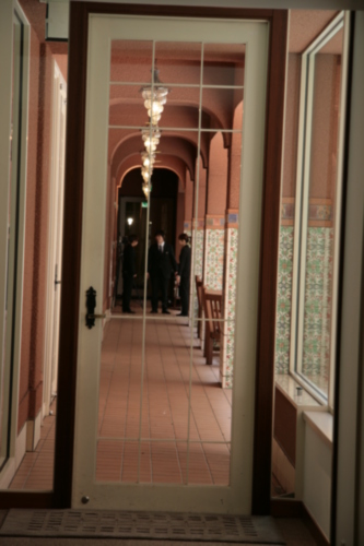 [Picture: Hotel corridor 1]