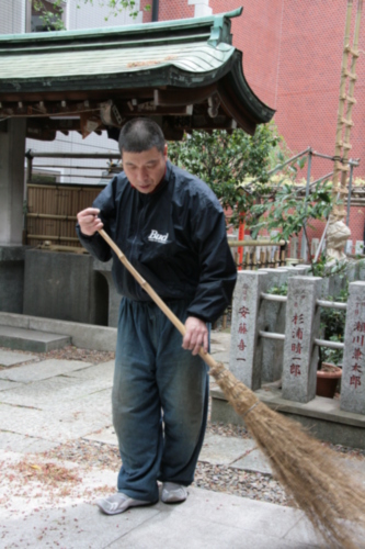 [Picture: Japanese temple 27]