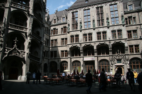 [Picture: Gothic fairyland 5: courtyard]