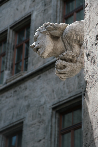 [Picture: Gargoyle 8]