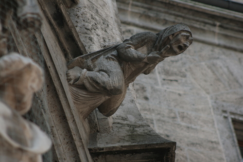 [Picture: Gargoyle 18]