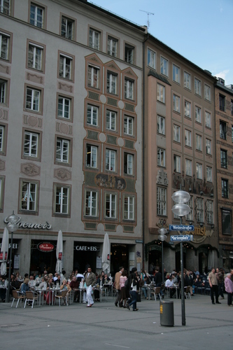 [Picture: Munich restaurants]