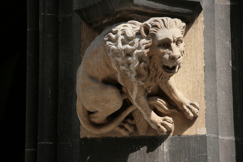 [Picture: Guardian lion]