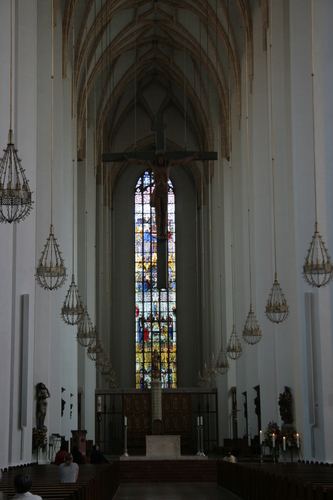 [Picture: Church interior 3: Chancel]