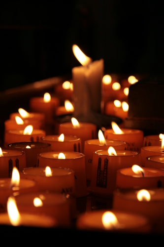 [Picture: Votive candles 1]