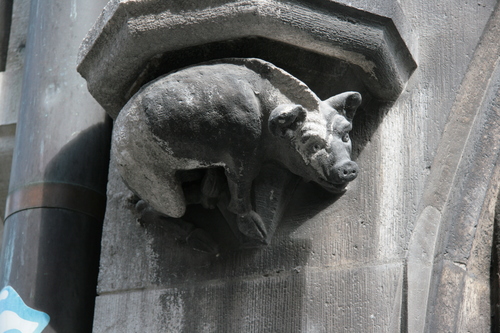 [Picture: Stone pig]