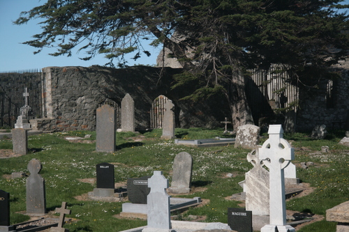 [Picture: Graveyard 2]