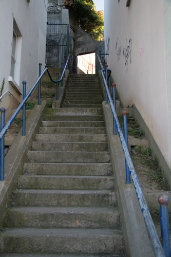[Picture: Steps up]